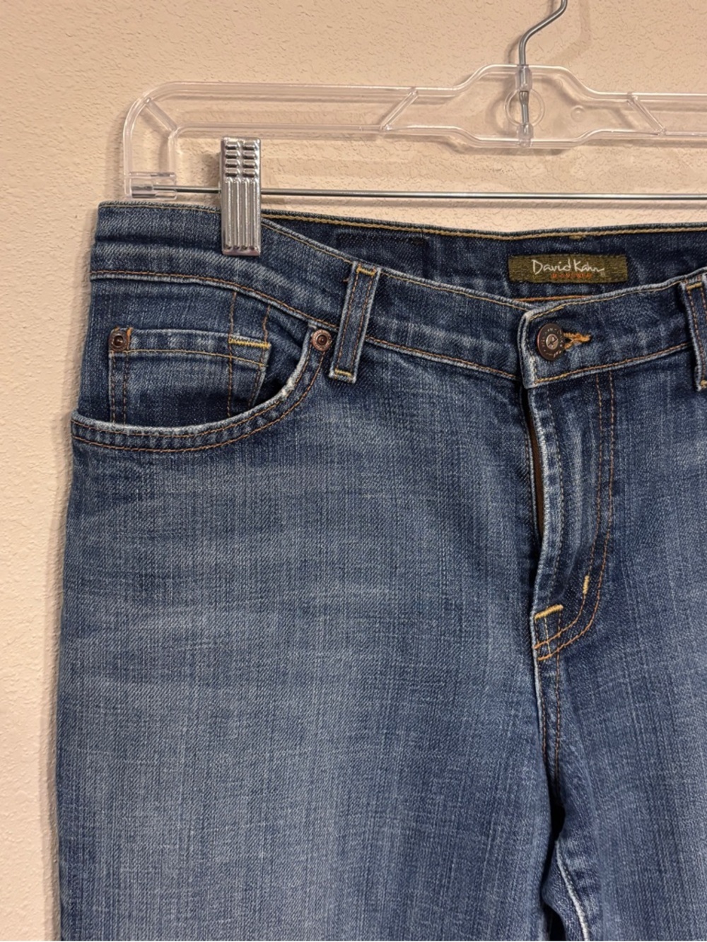 David Kahn Women’s Boot Cut Jeans in Medium Blue Wash SZ 10 - Picture 4 of 15